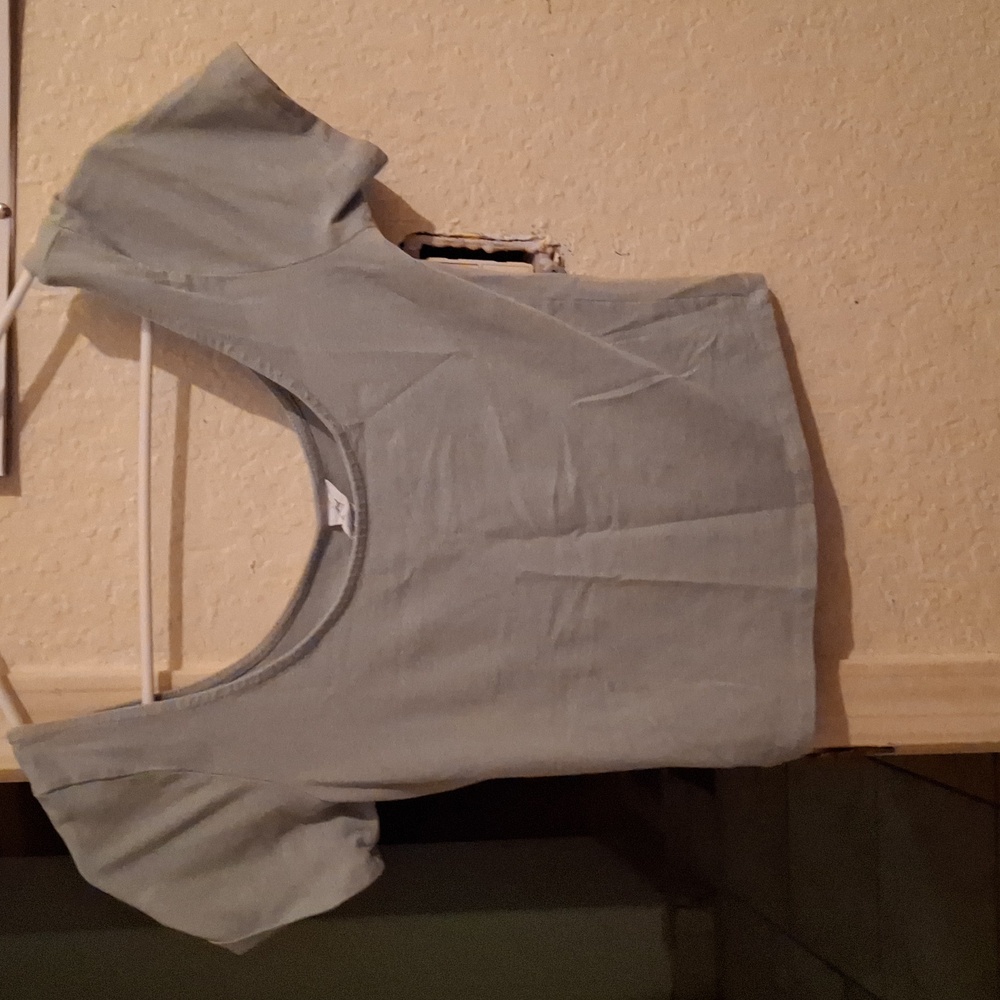 A green crop top